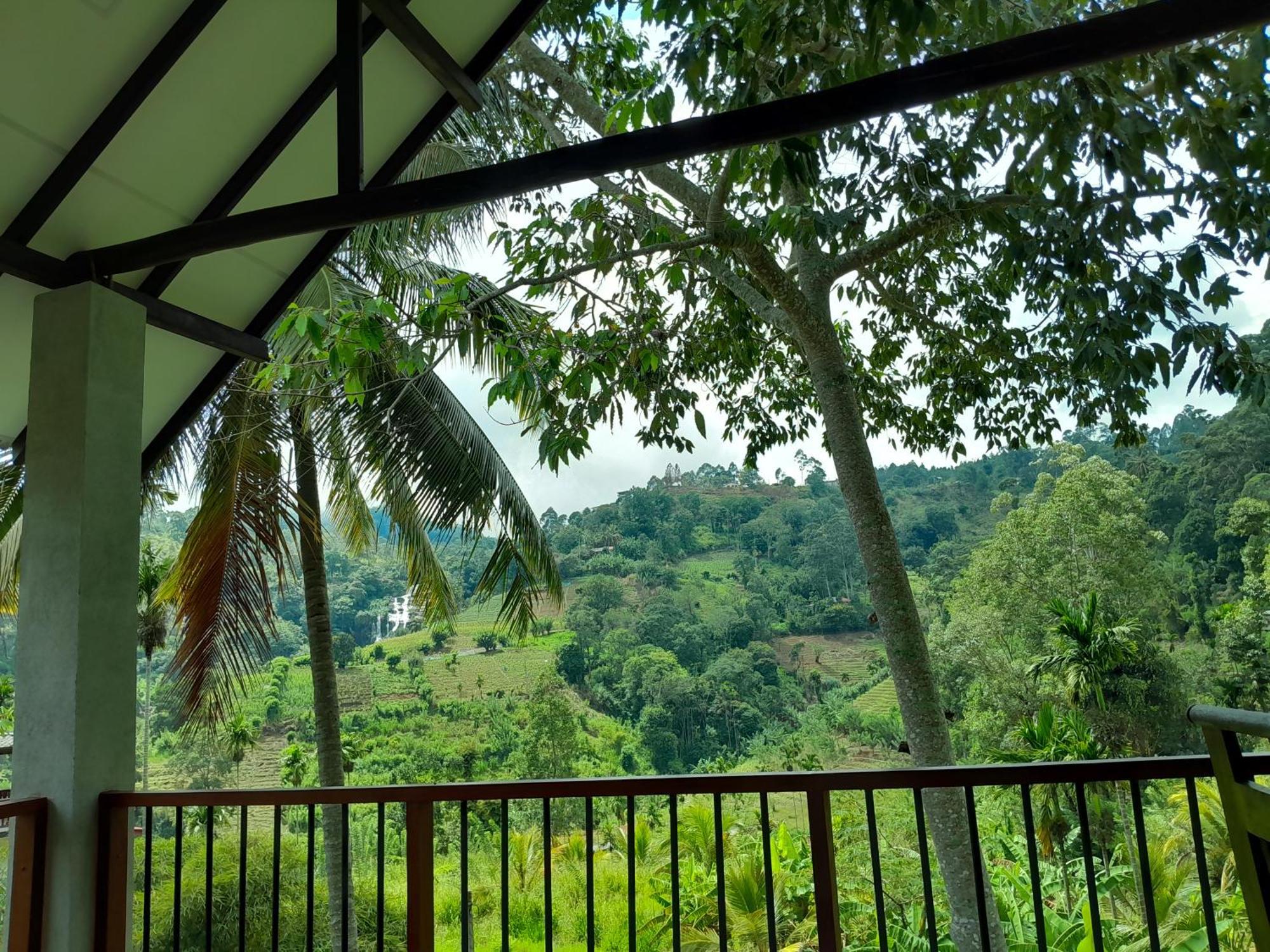 Ella Blue Heaven Bed & Breakfast Bagian luar foto